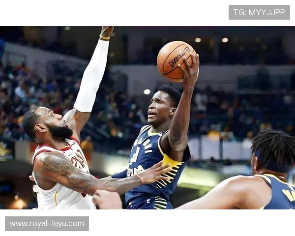 奥拉迪波无球跑动制造防守裂隙，提升球队进攻效率