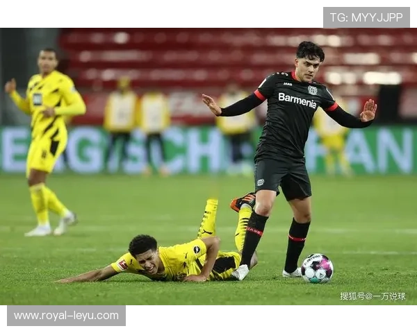 多特防线不稳问题延续，对赛季关键阶段稳定性形成制约