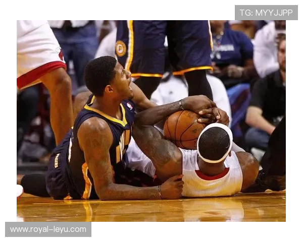 丹尼·格兰杰无球跑动提升制空能力明显优于同期队友